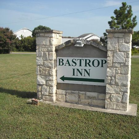 Bastrop Inn Εξωτερικό φωτογραφία